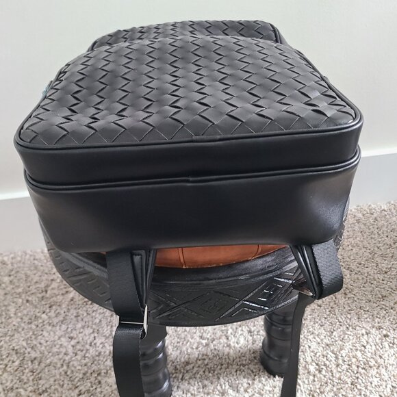 Woven leather backpack-fit 14 inches laptop main image 4